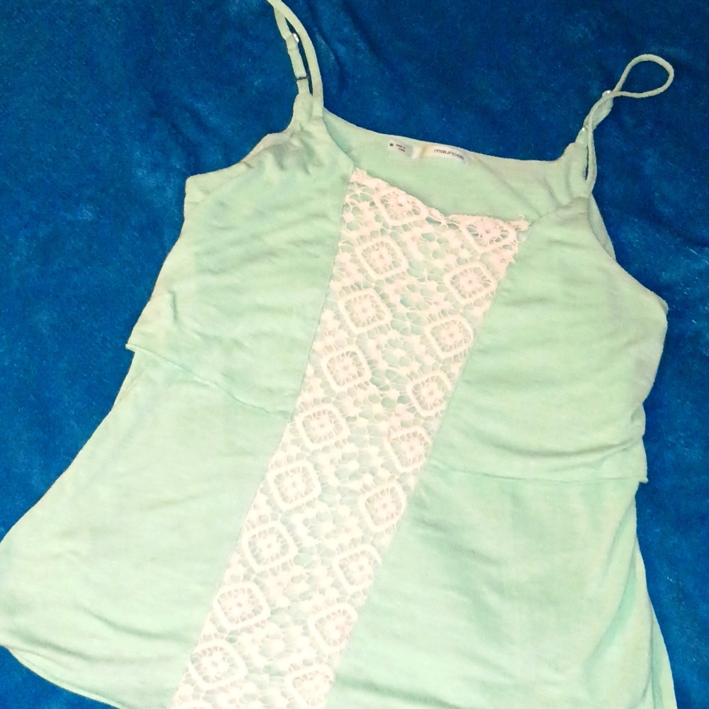 Must Bundle For $3 Offer.  Maurice's Women's M Green Tank Top